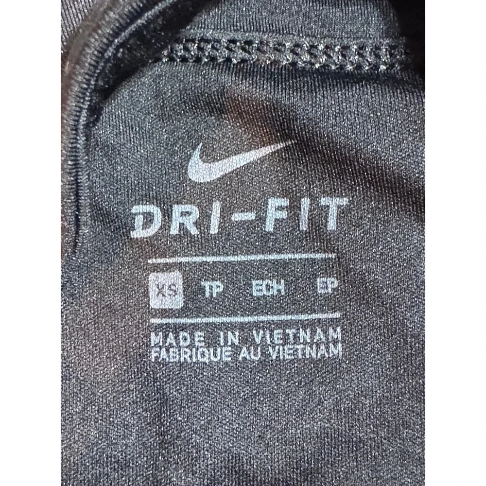 Nike athletic shorts dry fit size extra small women's excellent condition black‎